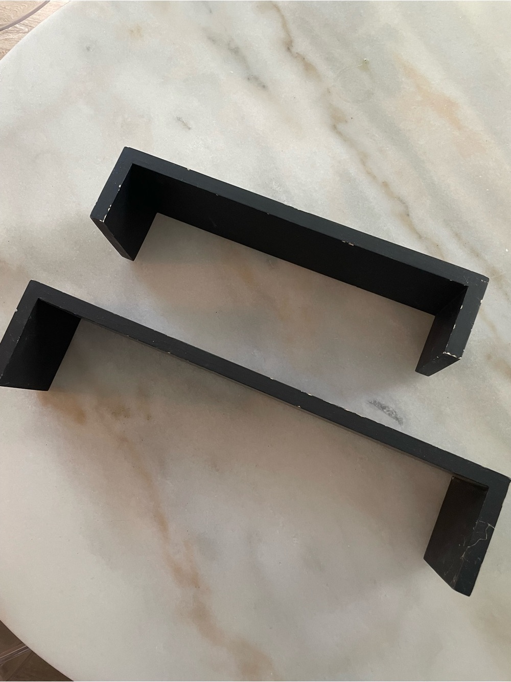 Black Modern L-Shaped Wall Shelves - Minimalist Home Wall Decor